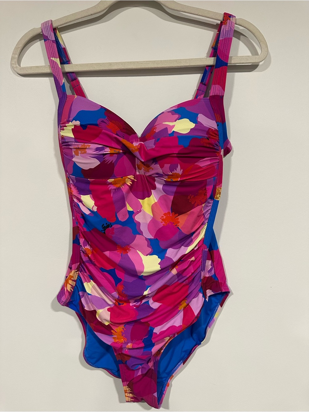 Nip Tuck Multifit Cup Joanne One-Piece Swimsuit Tall Poppies Blue Size 8